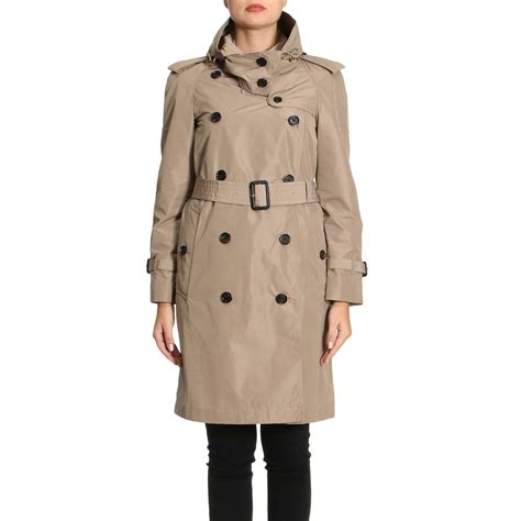 impermeabile burberry lungo anni 80 90|Il trench Burberry .